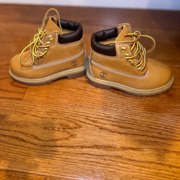 Timberland Toddler boots size 6.5 - Picture 6 of 6